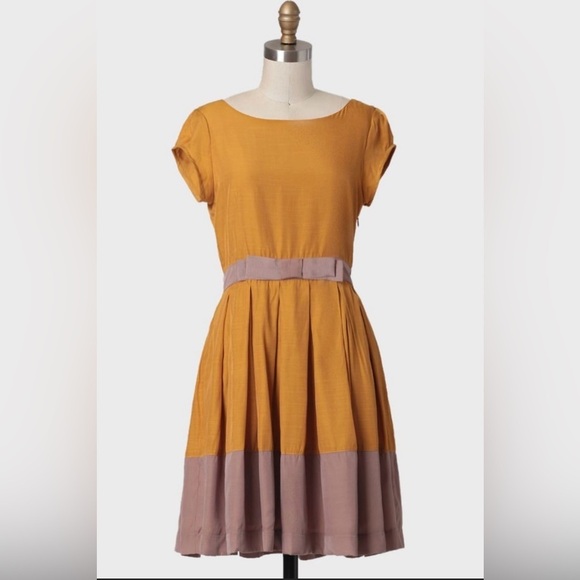 MODCLOTH Dear Creatures Gillian Fit & Flare Mini Dress Marigold Tan Size Small - Picture 2 of 11